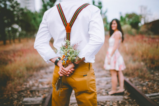 5 Ways He’s Saying “I Love You” Even If He Hasn’t Said It Yet