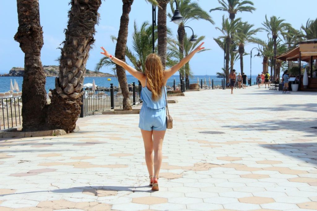 Comfortable Fashion To Keep You Feeling And Looking Good This Summer